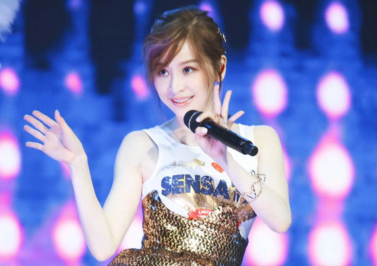 华冈艺术学校（甜心教主）