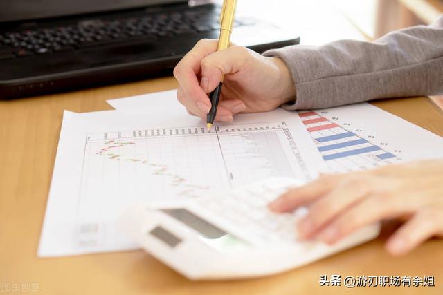 应届毕业生是指几年内，应届生是什么意思毕业几年算（实习期跟正式员工有什么区别呢）