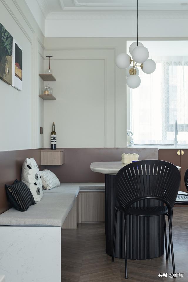 35岁女人穿衣打扮，30到35岁女人穿衣打扮（35岁姐姐的浪漫生活）