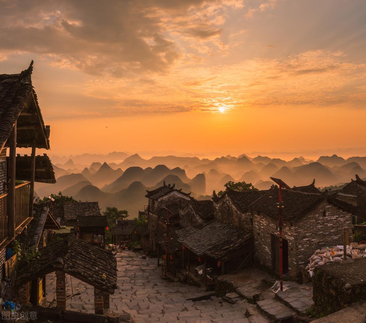 每年的11月份,南岗瑶寨都会举办隆重的活动,来欢度这个瑶族的盛大节日