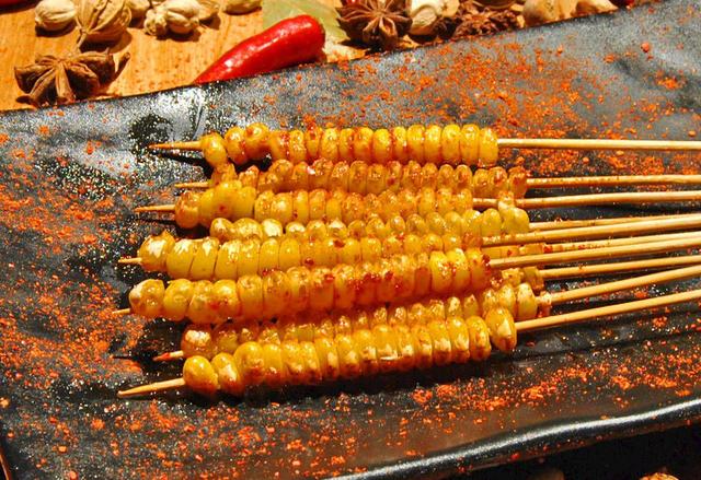 烧烤60种食材，烧烤60种食材锡纸烧烤（烧烤摊“最暴利”的6种食材）