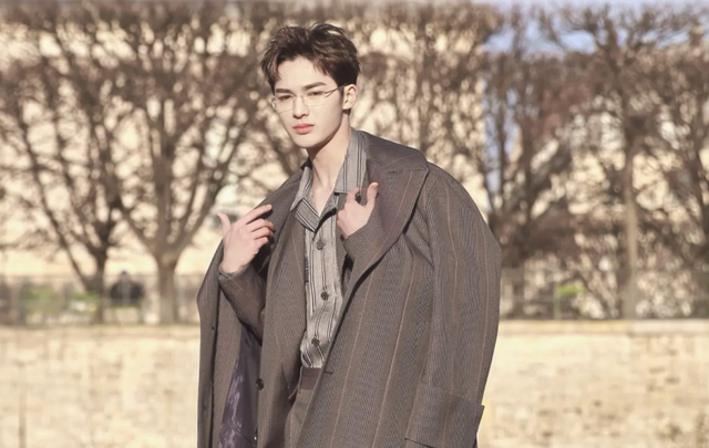 史上最尴尬的五位明星，这9位明星简直尴尬又可笑