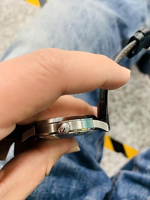 海鸥手表是什么档次，戴海鸥手表的都是什么人（海鸥哪个系列的腕表好）