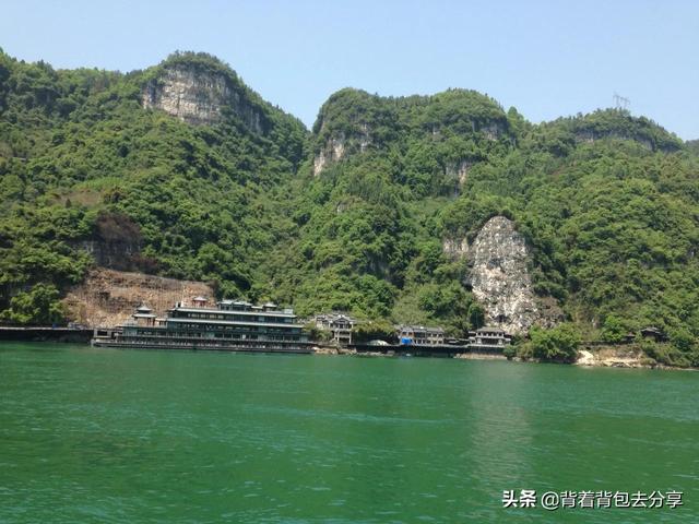 湖北旅游景点和路线推荐，湖北省内的旅游景点推荐（湖北必玩的十大景区）