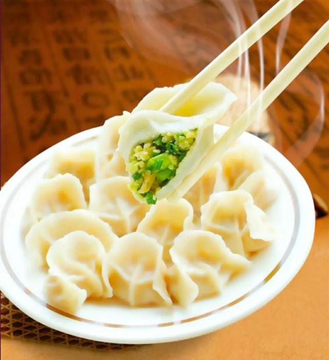 2022年小年，2022年是大年还是小年呢（2022年北方小年怎么过）