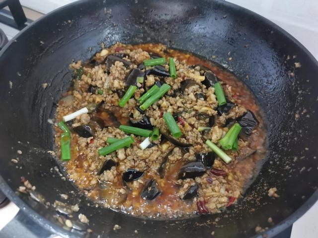 怎样做好吃又好看的茄子块炖肉，肉炖茄子怎么做好吃窍门（肉沫茄子这样做）