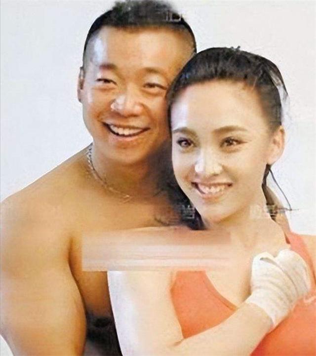 白静 血色湘西，白静为何被杀死（2012年被丈夫三刀捅死）