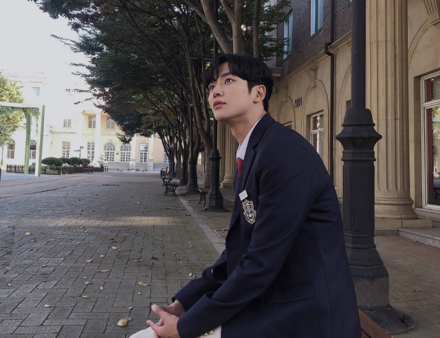 偶然发现的一天南柱扮演者是谁，偶然发现的一天花絮（被封玄彬接班人长得老资源却不断）