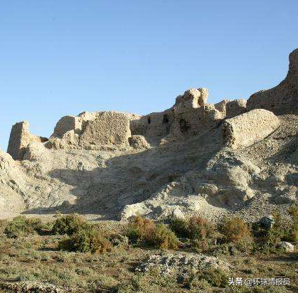 新疆地理位置，新疆地理位置特征（为什么从伊犁迁至乌鲁木齐）