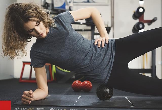 瑜伽服 lululemon，瑜伽界“爱马仕”暴雷