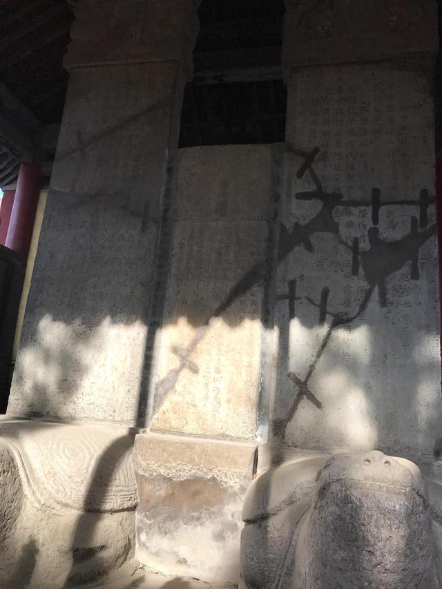 弥高是什么意思，钻之弥坚仰之弥高是什么意思（重游孔庙之—：孔庙的石坊庙门）