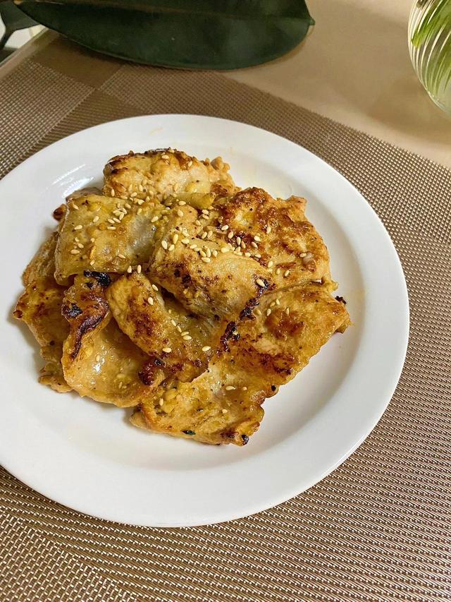 猪扒的做法，咬一口就爱上的蒜香猪扒（扒鸡的制作方法）