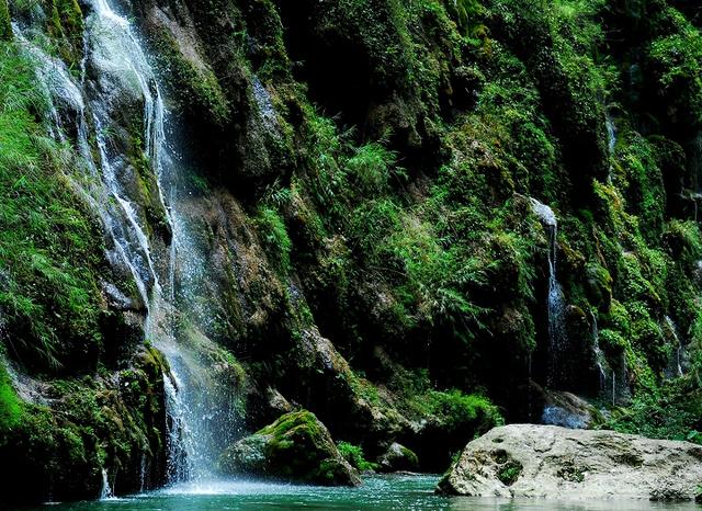 贵州旅游十大景点，贵州旅游十大景点排名千户苗寨（贵州十大冷门景点）