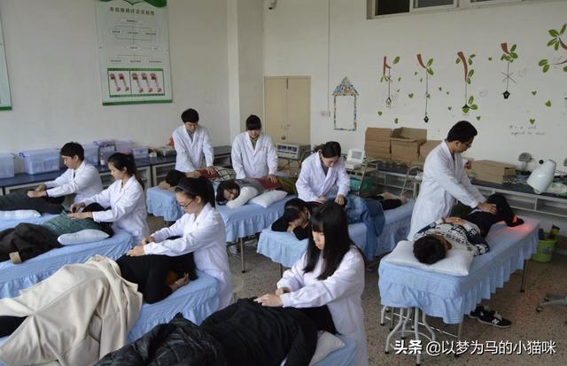 文科男生最吃香的专业，2021大专文科男生最吃香的专业有哪些（文科男生：适合报考的7大专业）