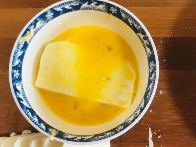 内蒙奶豆腐怎么吃，内蒙特色奶豆腐（大内蒙的奶豆腐太香了）