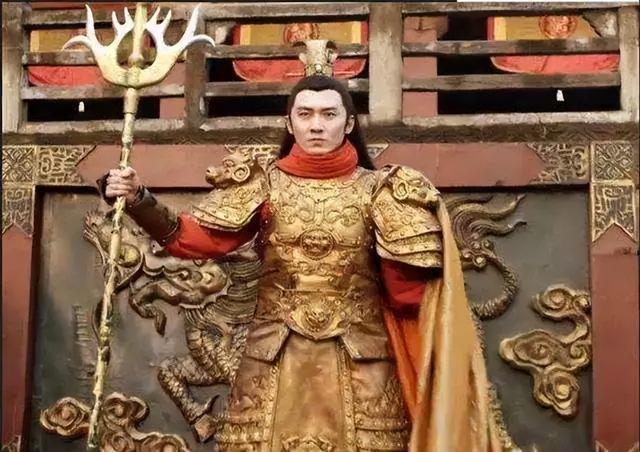 中国十大名刀排行榜，中国十大名刀排行榜前十名（盘点中国古代十大冷兵器重量）