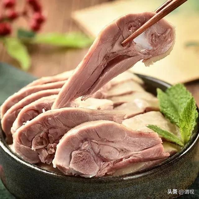 周黑鸭价格表，网红美食 ~周黑鸭好不好吃吗