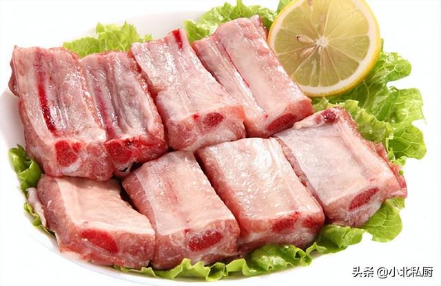 空气炸锅锡纸排骨的做法，油炸锡纸排骨的做法（空气炸锅美食攻略）