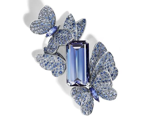 彩色宝石的种类有哪些，彩宝石都有什么颜色（自然界有哪些紫色宝石）