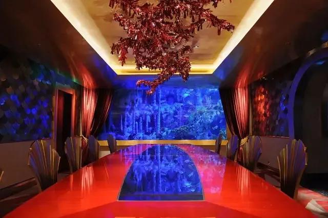 迪拜帆船酒店简介，迪拜帆船酒店介绍（80张高清图带你走进迪拜七星级帆船酒店）