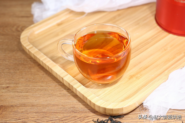 空腹可以喝茶吗，空腹可以喝茶吗喝茶的禁忌（一天当中什么时候喝茶好）