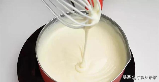 超级好吃的重磅芝士蛋糕入口即化，入口即化的冰牛奶芝士蛋糕