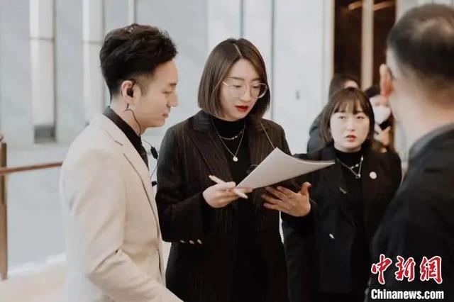 浙江省平均工资2022最新公布，2022全国平均工资标准（月入五千以下超13亿人）