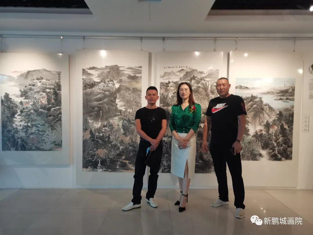 鹏运旅行社（郭雯师生八人美术作品展）