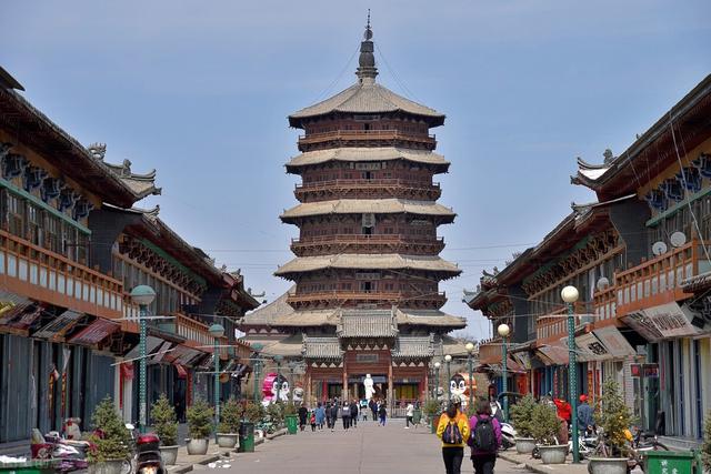 世界山峰高度排名，世界山峰高度排名前100（世界三大奇塔）