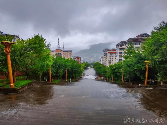 重庆环线自驾游最佳线路，5天打卡4座县城7个景点