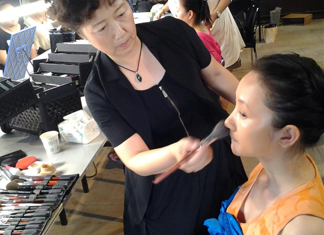 闪闪的红星潘冬子人物简介，娶普通人张玲亚为妻