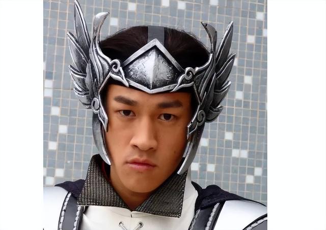 好听冷酷的男主角名字，好听冷酷的男主角名字大全（相貌平平却硬演男主）