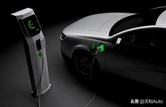 汽车扭矩和功率是什么意思，汽车的功率和扭矩怎么理解（汽车发动机的三次进化：外燃机）