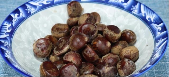 哪里可以学到炒板栗的技术谢谢，炒板栗需要哪些技术（板栗开口原来这么简单）