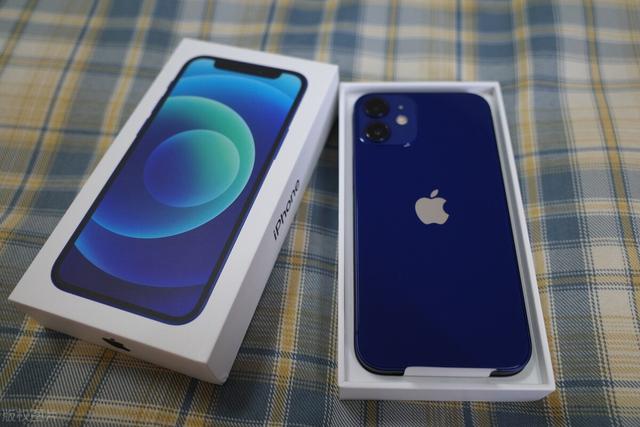 iphone12怎么截屏幕，iphone12如何截屏幕（iPhone购机指南）