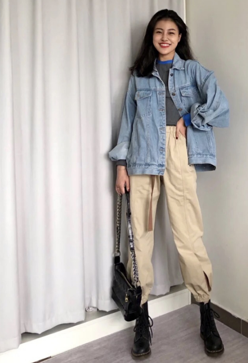马丁靴怎么搭配，马丁靴配什么衣服好看（穿“马丁靴”搭什么裤子才好看）