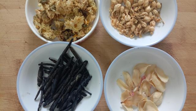 苦丁茶减肥方法，苦丁茶减肥方法视频（不是饿肚子也不跑步）