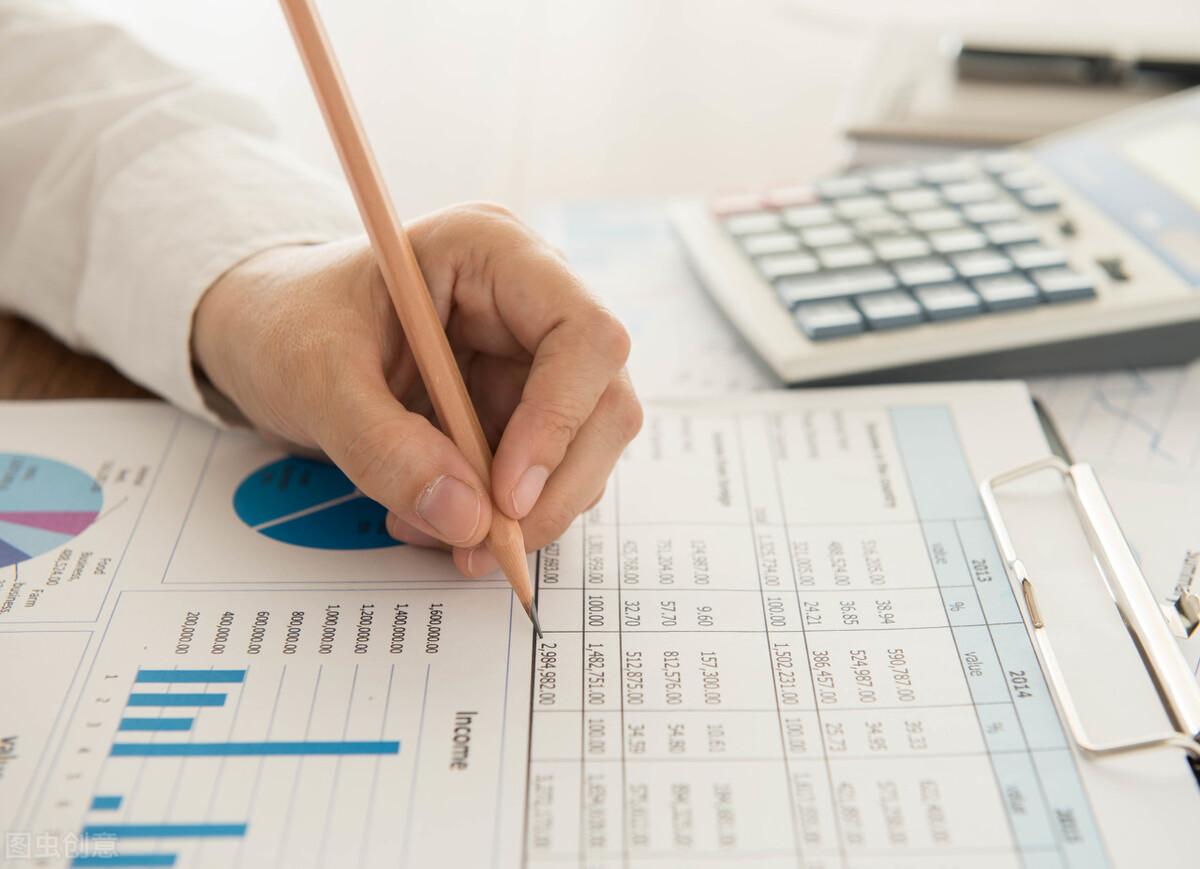 村会计述职报告（财务述职报告范文最新）