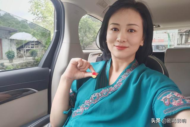 涓子主演的全部电视剧，涓子主演的全部电视剧云中漫步（嫁给富商后为何不温不火）