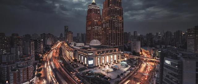 开夜床是什么意思，开夜床是啥意思（高端酒店里面的“特色”服务）