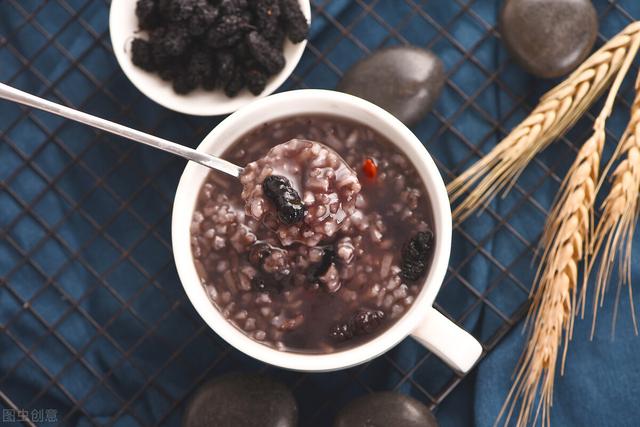 睡觉时十指相扣，睡觉时十指相扣代表（解决9种恼人的常见问题）