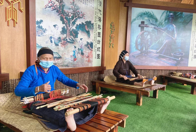 海南一日游槟榔谷导游推荐套餐，本地人从来不去的“槟榔谷”值得一游吗