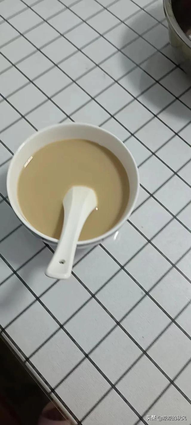 自己在家如何煮奶茶，自己在家怎么煮奶茶（可以放心地给孩子喝奶茶了）