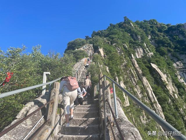 西安华山风景区，陕西华山游览攻略（亲身体验西岳华山）