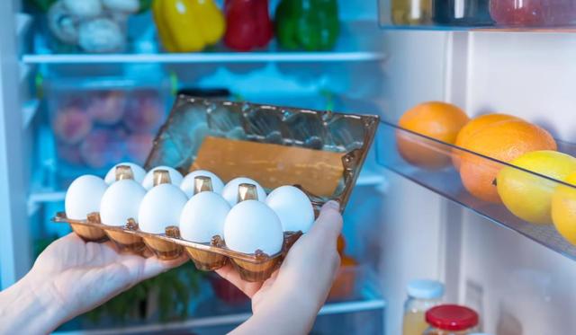 夏天鸡蛋能放多久，夏天煮熟的鸡蛋可以放多久（教你挑选新鲜的鸡蛋）