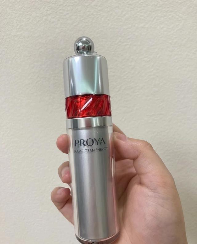 35一40岁国货眼霜，国货眼霜哪个牌子好用40岁用（建议女人到了三四十岁）