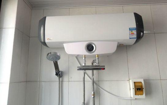 电热水器的使用方法，怎样正确使用电热水器（储水式电热水器的使用方法）