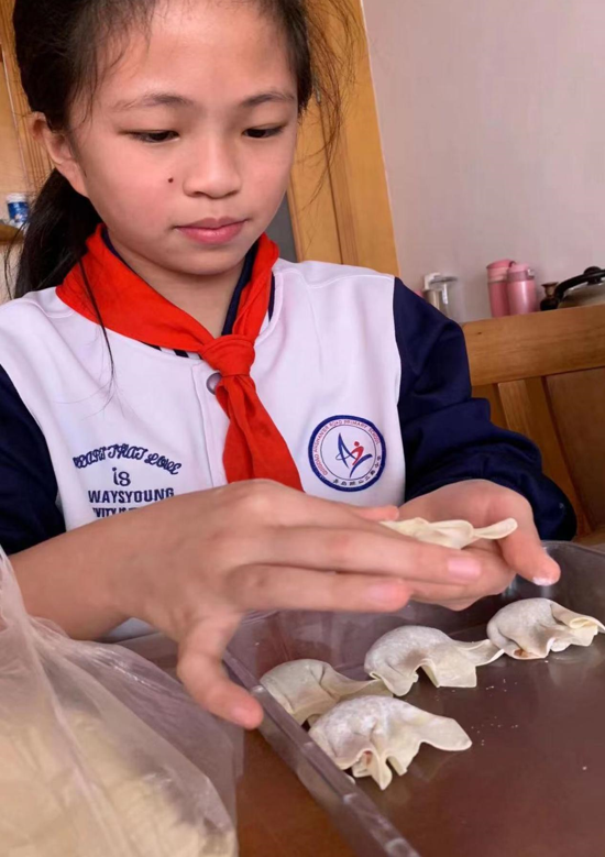 帮父母做家务的感受，帮父母做家务的作文600字中学生作文（青岛42中学生劳动实践学习分享）