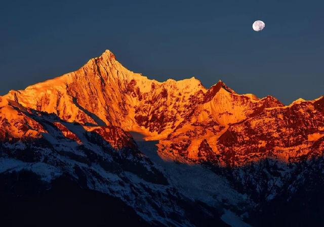 世界上最长的山脉是什么，世界最长的山脉（祖国大好河山欣赏之卡瓦格博峰）