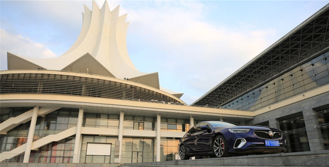 落日余晖是什么意思，落日余晖什么意思（一起追寻“落日余晖”）